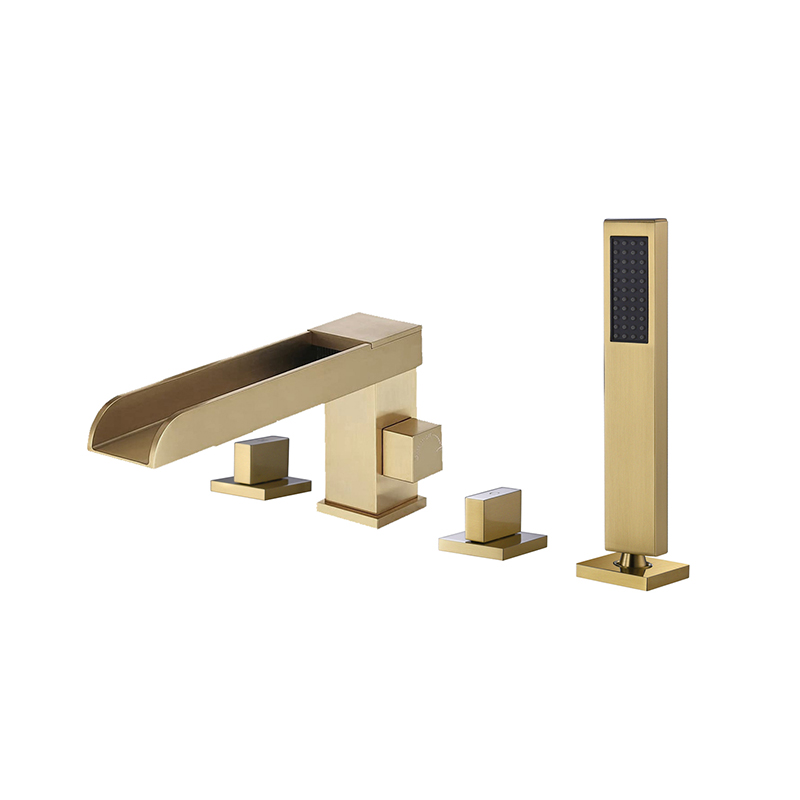 Four-hole bathtub faucet installation overview